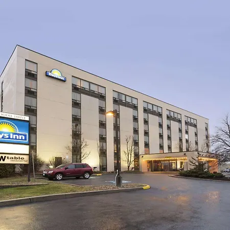 Days Inn By Wyndham Ottawa West-2