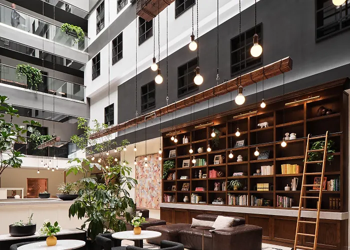 Romantic hotel: Metcalfe Hotel Ottawa By Gray Collection